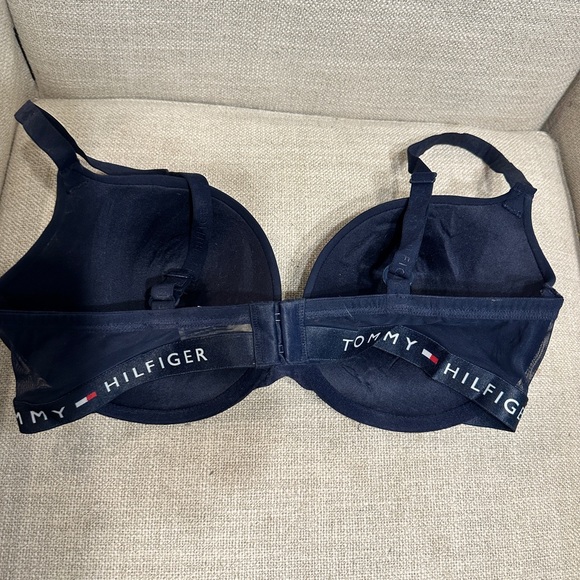 Excellent Condition! Tommy Hilfiger Bra sz 34C - Picture 5 of 6